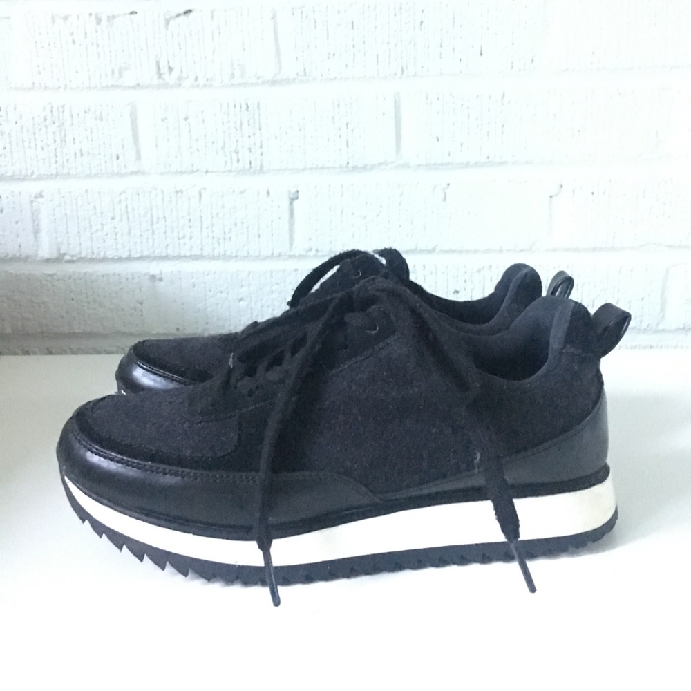 Zara Black Sneakers